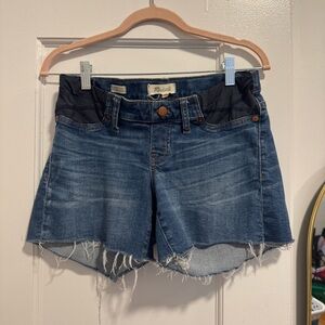 Madewell maternity under the belly high-rise denim Jean Shorts sz 28